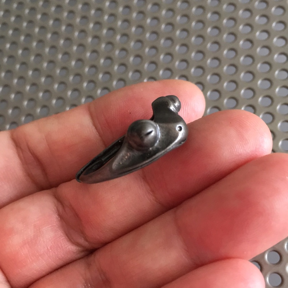 Sterling Frog Ring - image 6